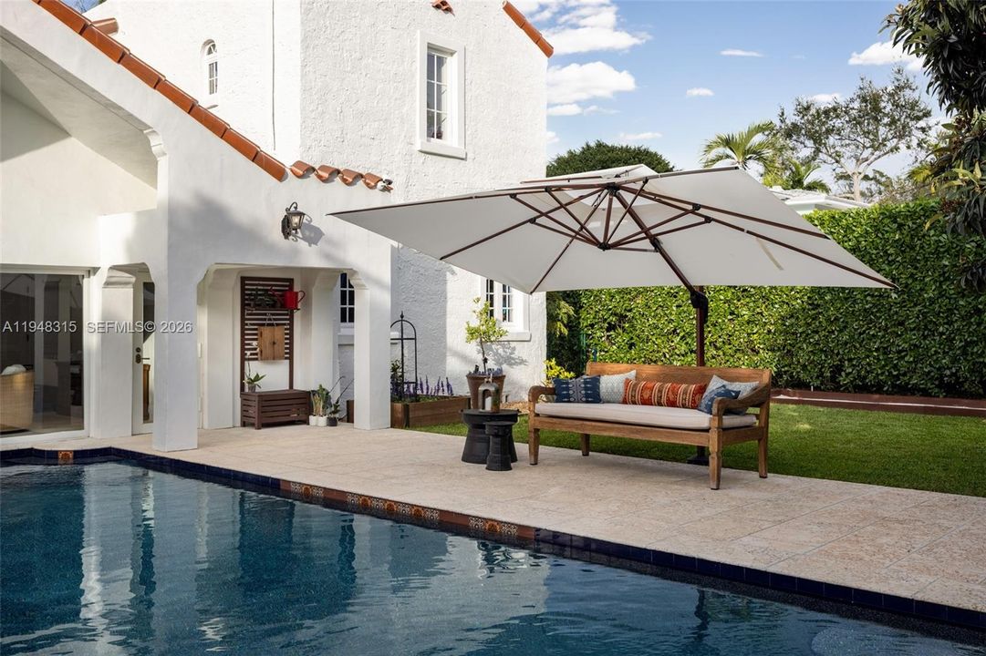 Activo con contrato: $5,495,000 (4 camas, 3 baños, 3705 Pies cuadrados)