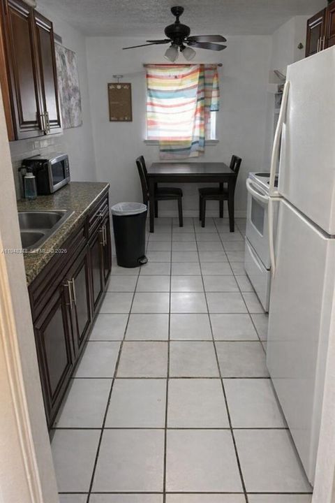 En Venta: $259,999 (3 camas, 1 baños, 1008 Pies cuadrados)