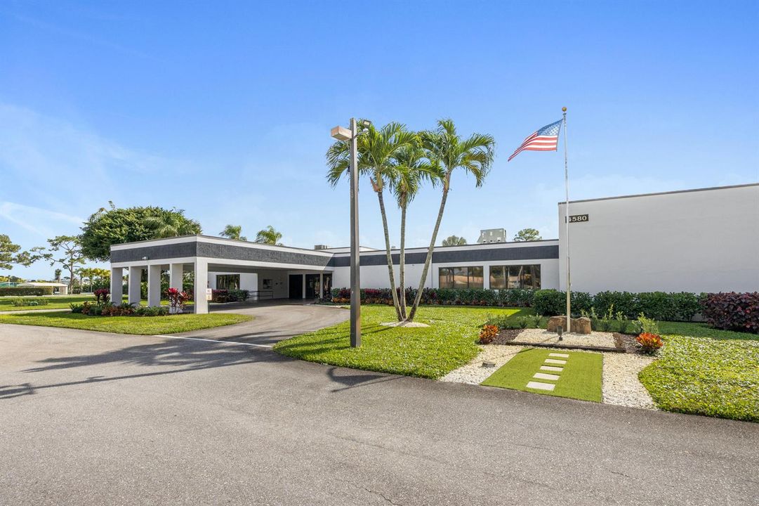 Lucerne Pointe Clubhouse