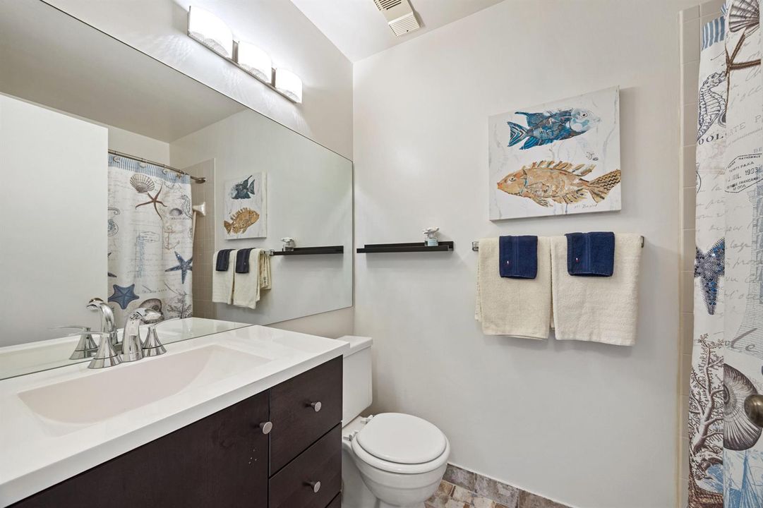 2nd bathroom