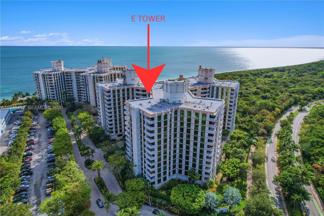 Active With Contract: $1,050,000 (2 beds, 2 baths, 1409 Square Feet)