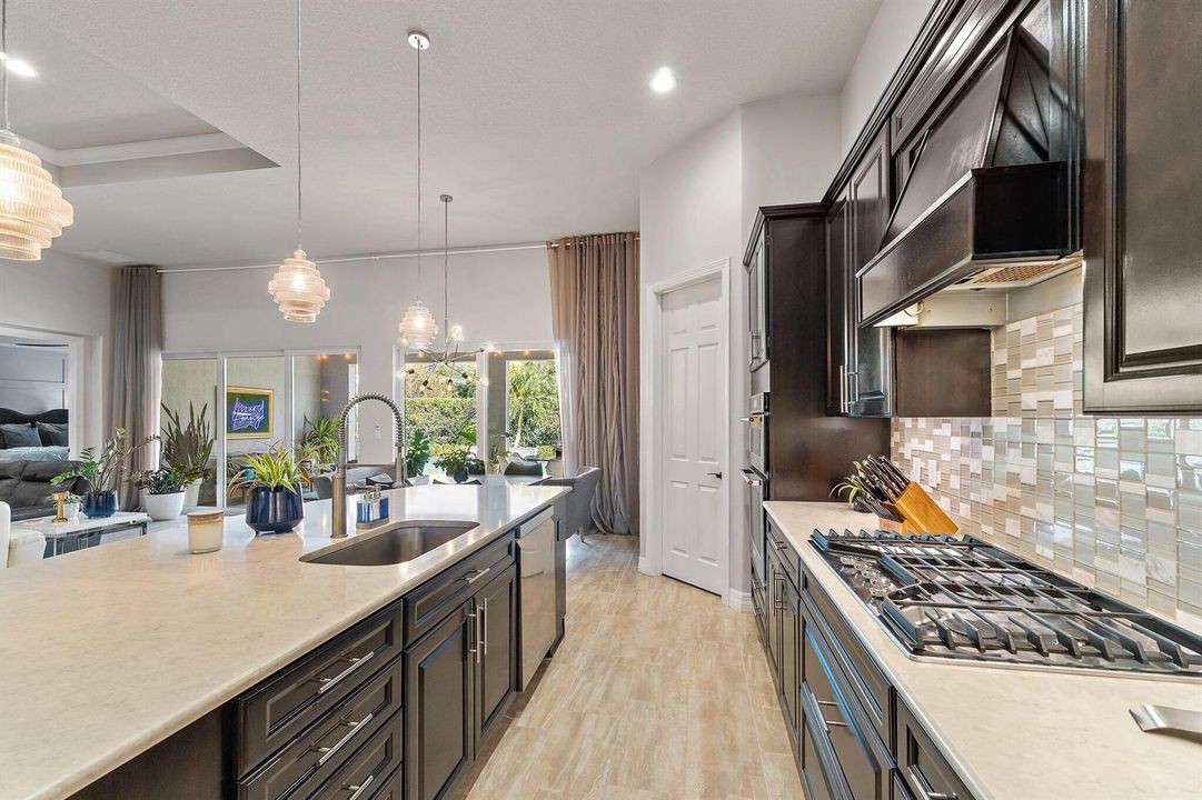 139 Shores Pointe Dr