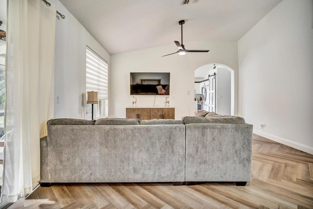10-112 Cocoplum Circle-10