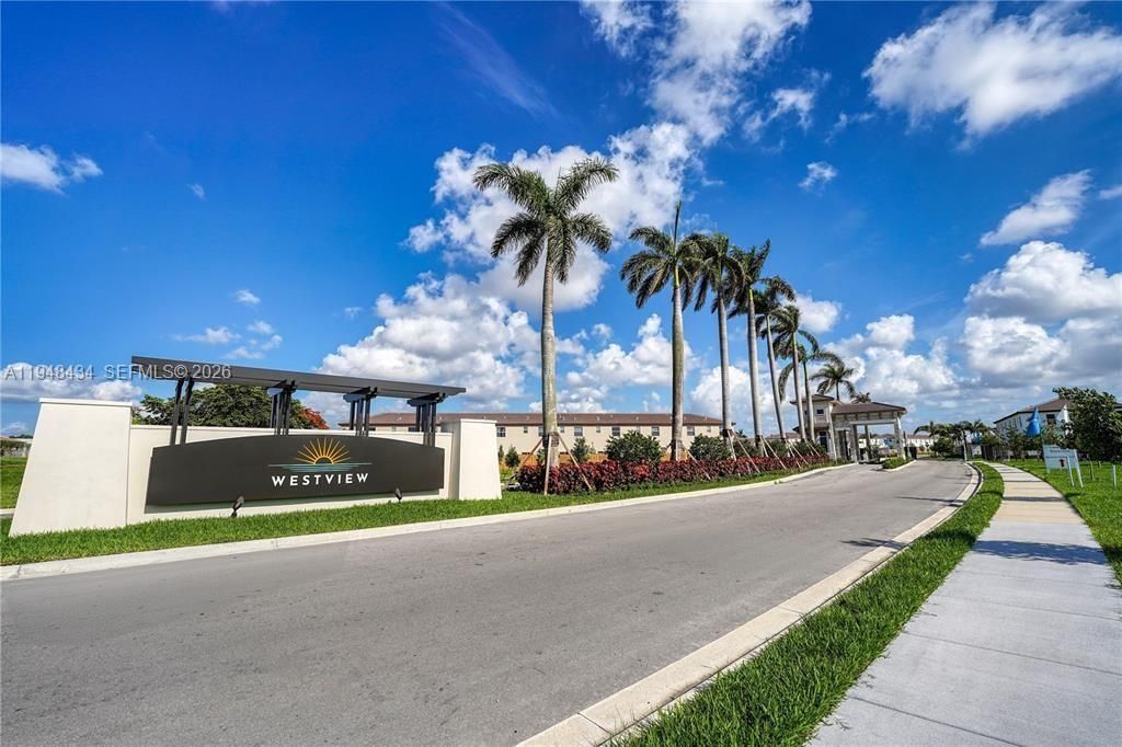 For Sale: $625,000 (3 beds, 2 baths, 1840 Square Feet)