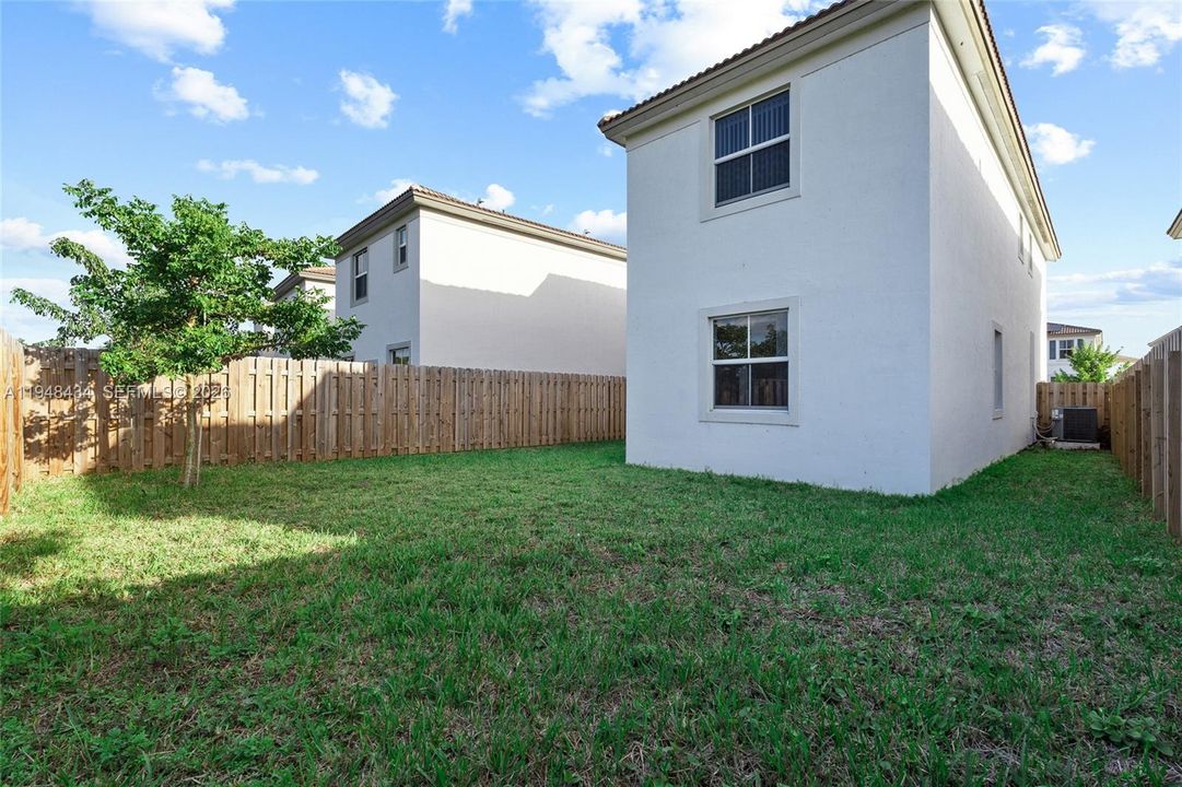 For Sale: $625,000 (3 beds, 2 baths, 1840 Square Feet)
