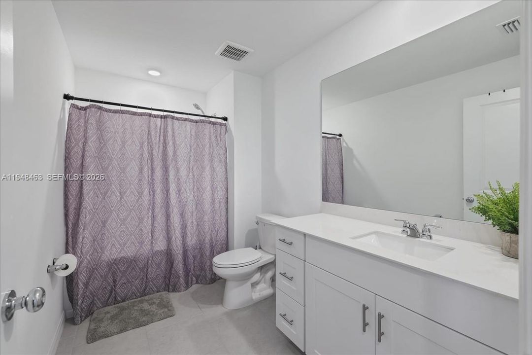 Active With Contract: $319,000 (5 beds, 2 baths, 2112 Square Feet)