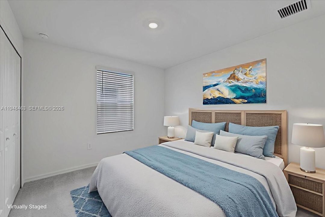 Active With Contract: $319,000 (5 beds, 2 baths, 2112 Square Feet)