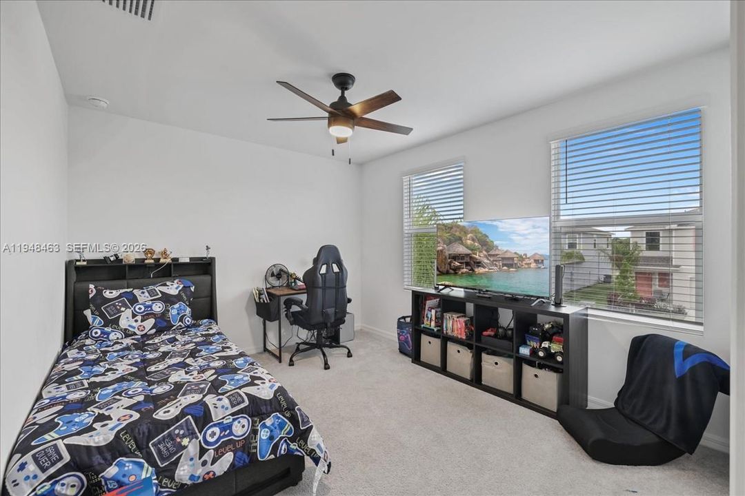 Active With Contract: $319,000 (5 beds, 2 baths, 2112 Square Feet)