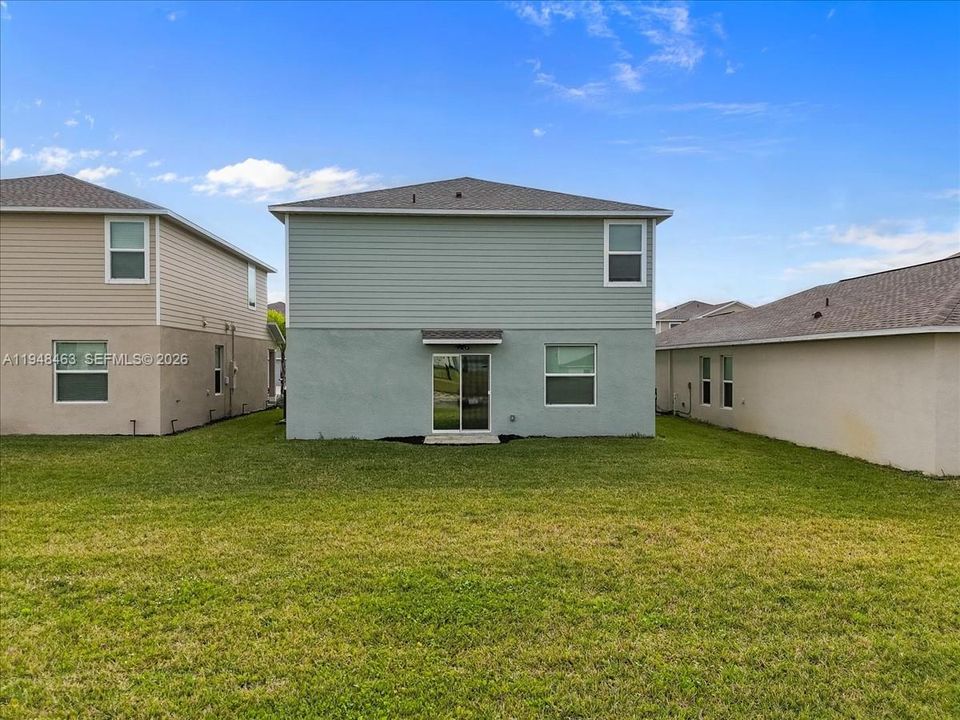 Active With Contract: $319,000 (5 beds, 2 baths, 2112 Square Feet)