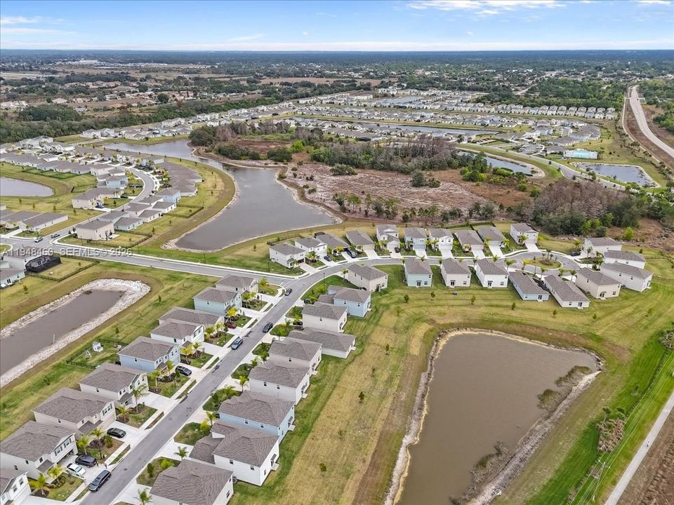 Active With Contract: $319,000 (5 beds, 2 baths, 2112 Square Feet)