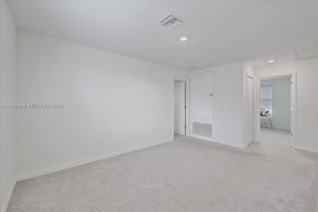 Active With Contract: $319,000 (5 beds, 2 baths, 2112 Square Feet)
