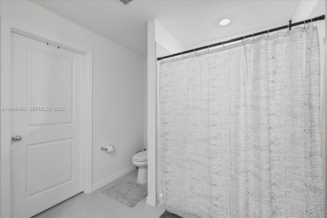 Active With Contract: $319,000 (5 beds, 2 baths, 2112 Square Feet)