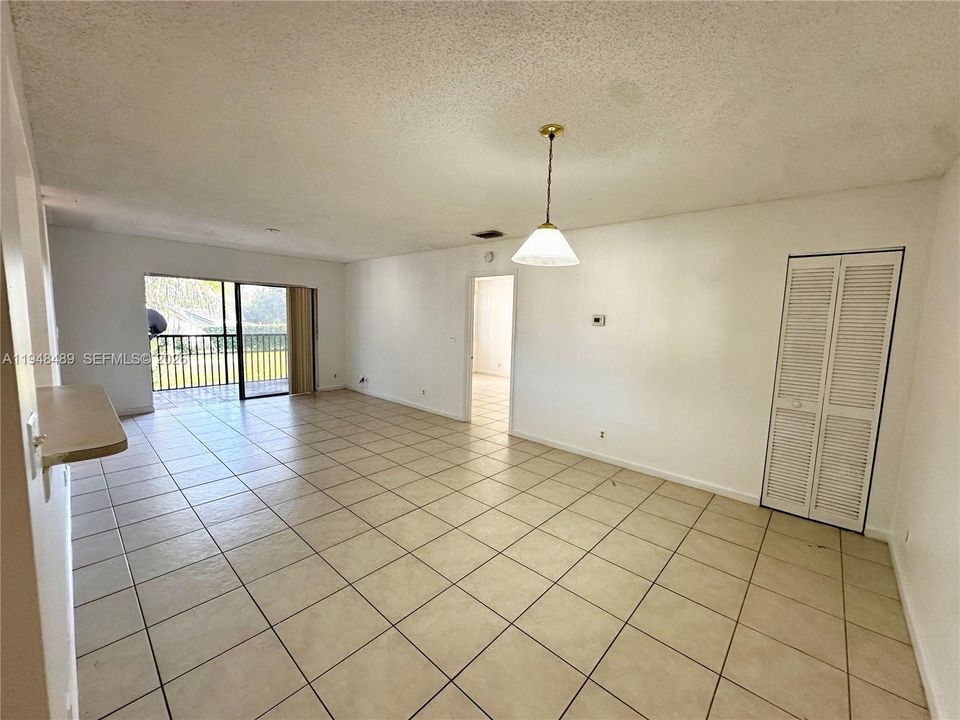 En Venta: $175,000 (2 camas, 2 baños, 629 Pies cuadrados)