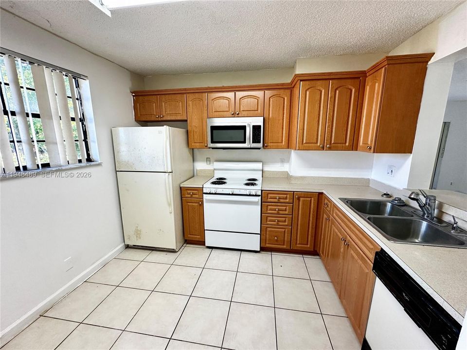 En Venta: $175,000 (2 camas, 2 baños, 629 Pies cuadrados)