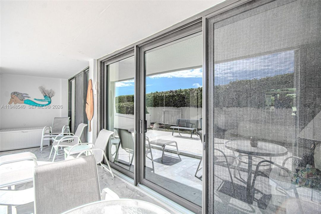 Activo con contrato: $395,000 (2 camas, 2 baños, 1417 Pies cuadrados)