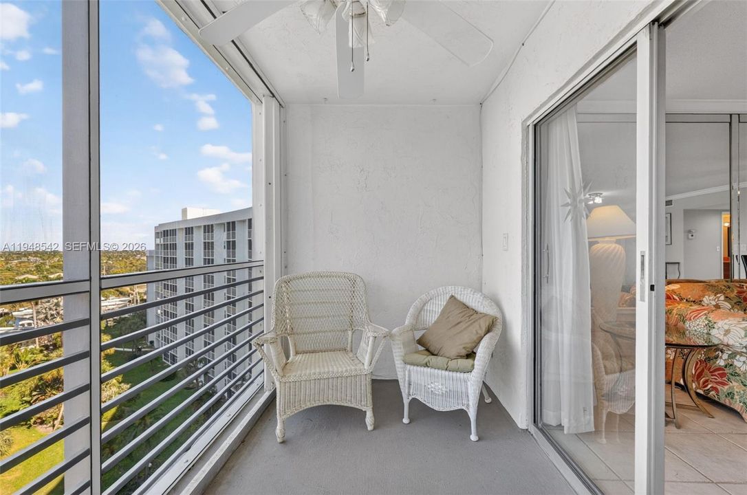 На продажу: $199,900 (1 спален, 1 ванн, 710 Квадратных фут)