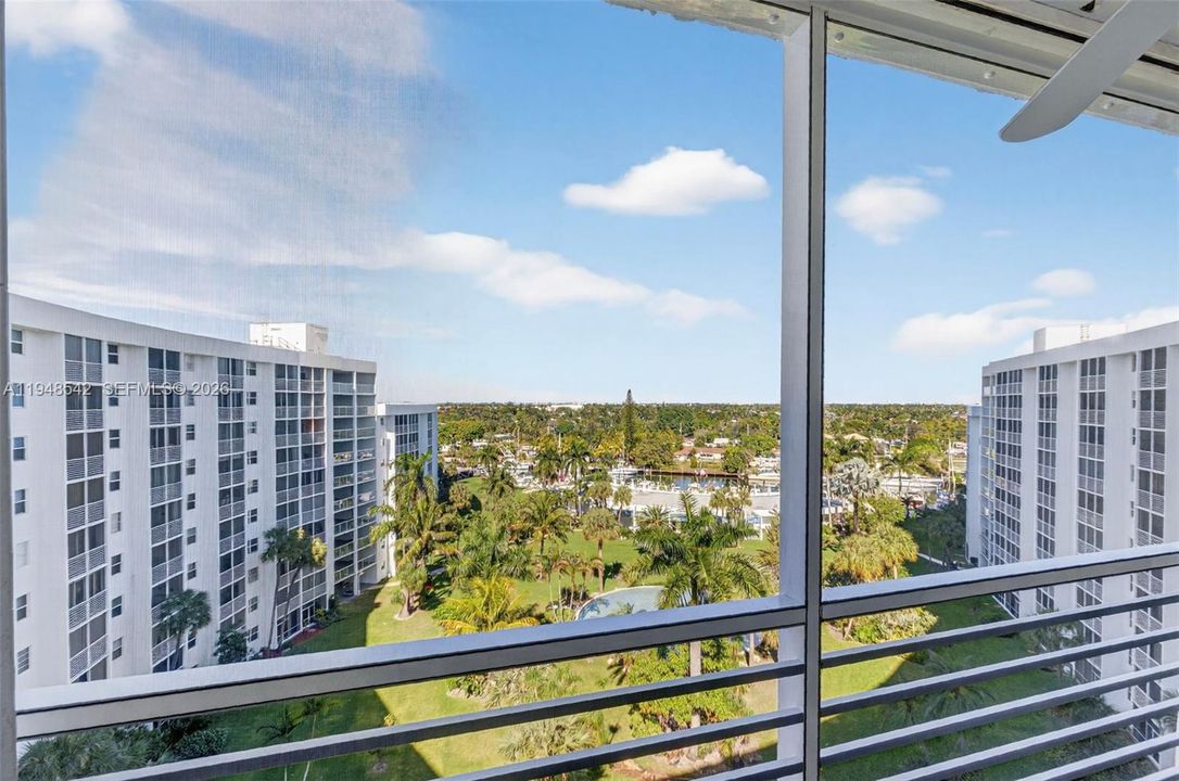 На продажу: $199,900 (1 спален, 1 ванн, 710 Квадратных фут)