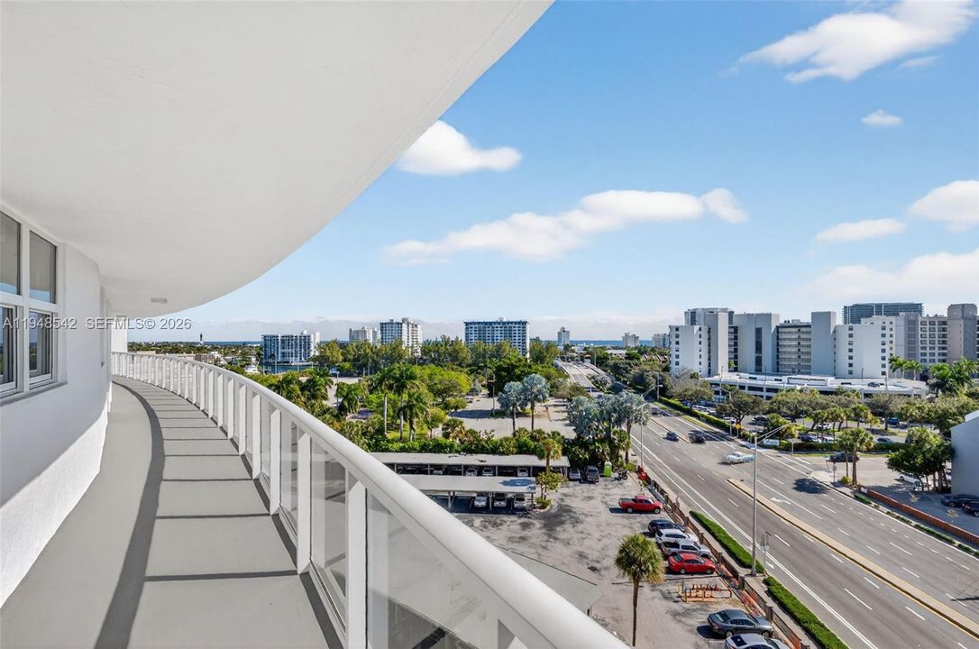 На продажу: $199,900 (1 спален, 1 ванн, 710 Квадратных фут)
