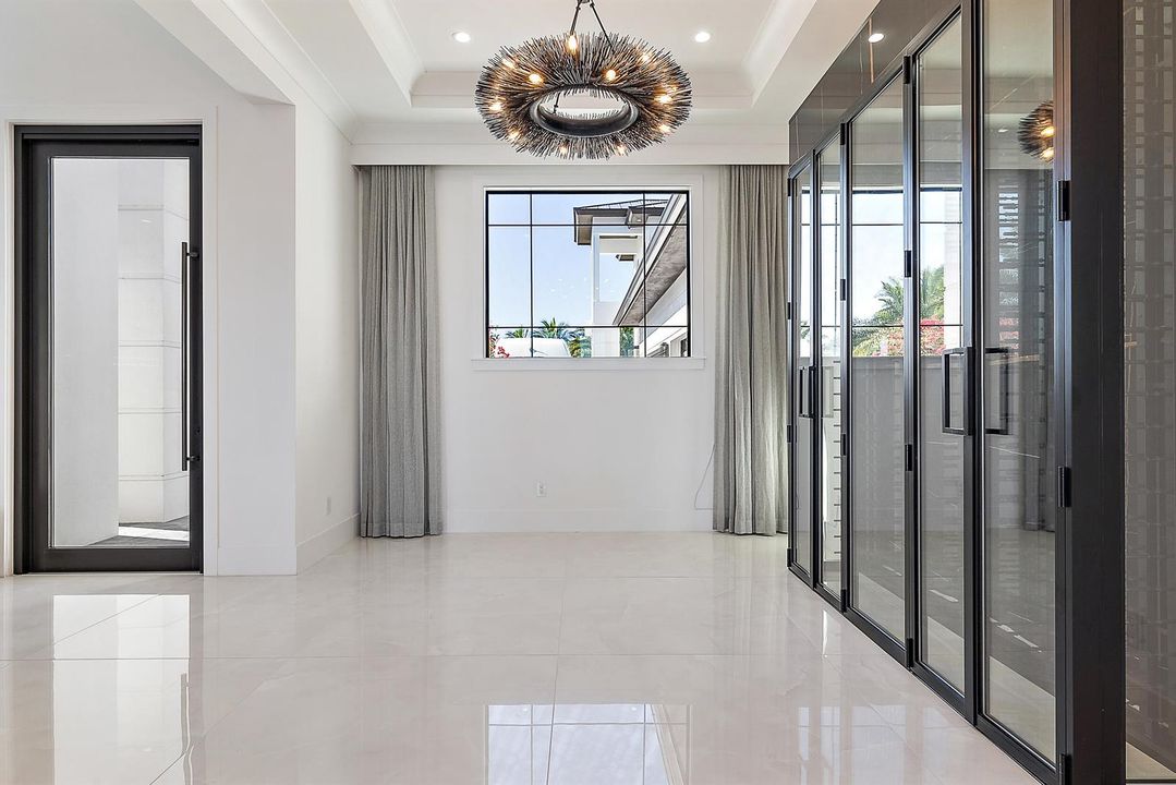 Formal Dining