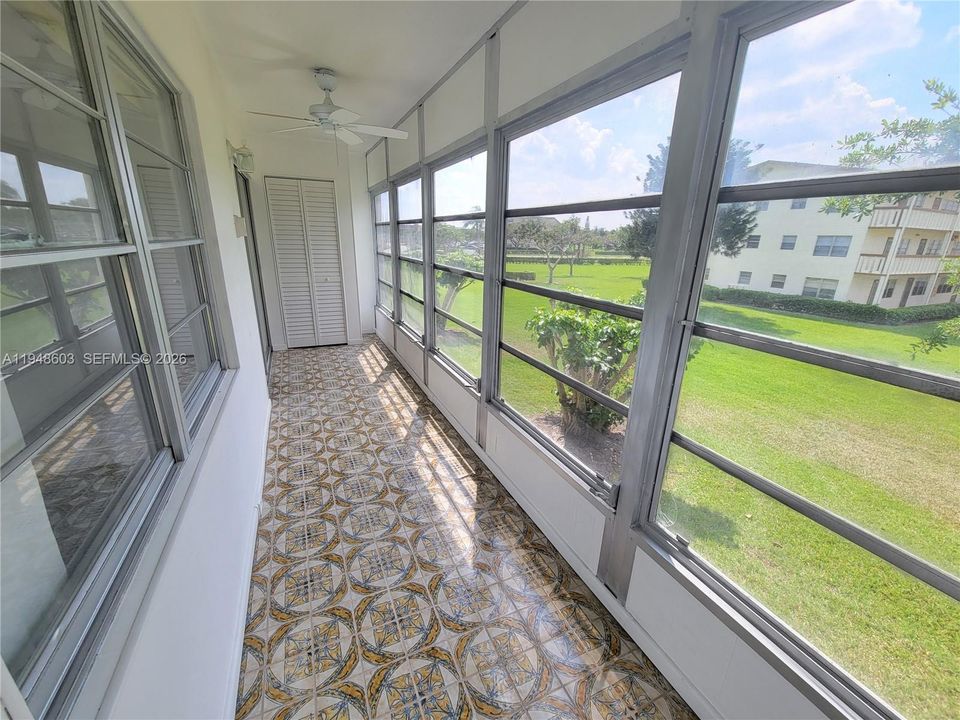 В аренду: $1,795 (2 спален, 1 ванн, 840 Квадратных фут)