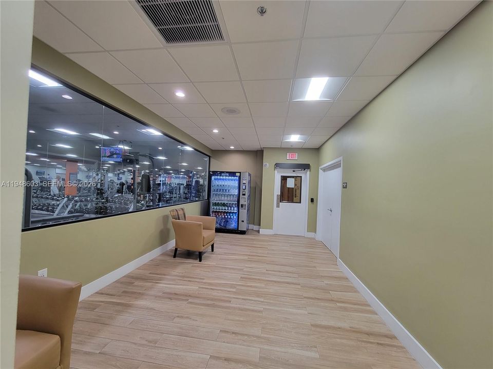 В аренду: $1,795 (2 спален, 1 ванн, 840 Квадратных фут)