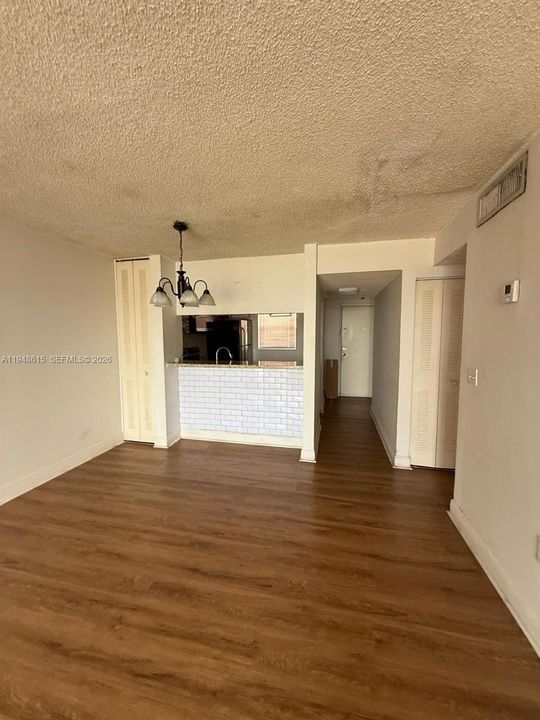 En Venta: $139,000 (2 camas, 2 baños, 800 Pies cuadrados)