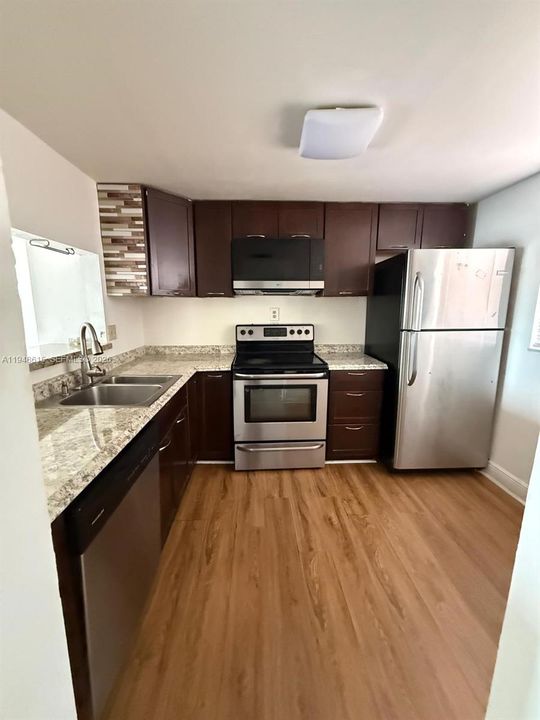 En Venta: $139,000 (2 camas, 2 baños, 800 Pies cuadrados)