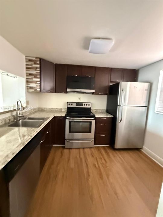 En Venta: $139,000 (2 camas, 2 baños, 800 Pies cuadrados)