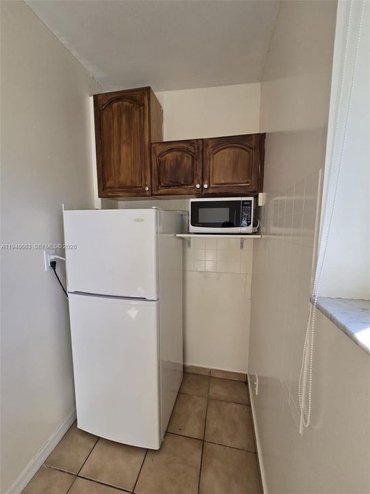 В аренду: $1,100 (1 спален, 1 ванн, 1632 Квадратных фут)
