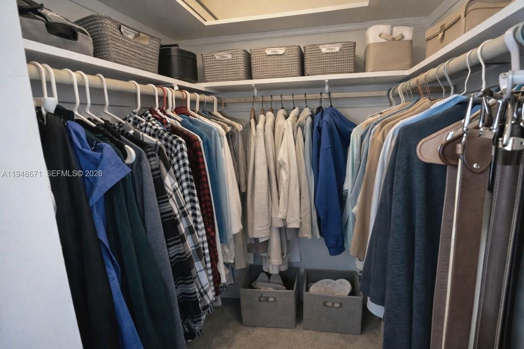 На продажу: $199,000 (2 спален, 1 ванн, 870 Квадратных фут)