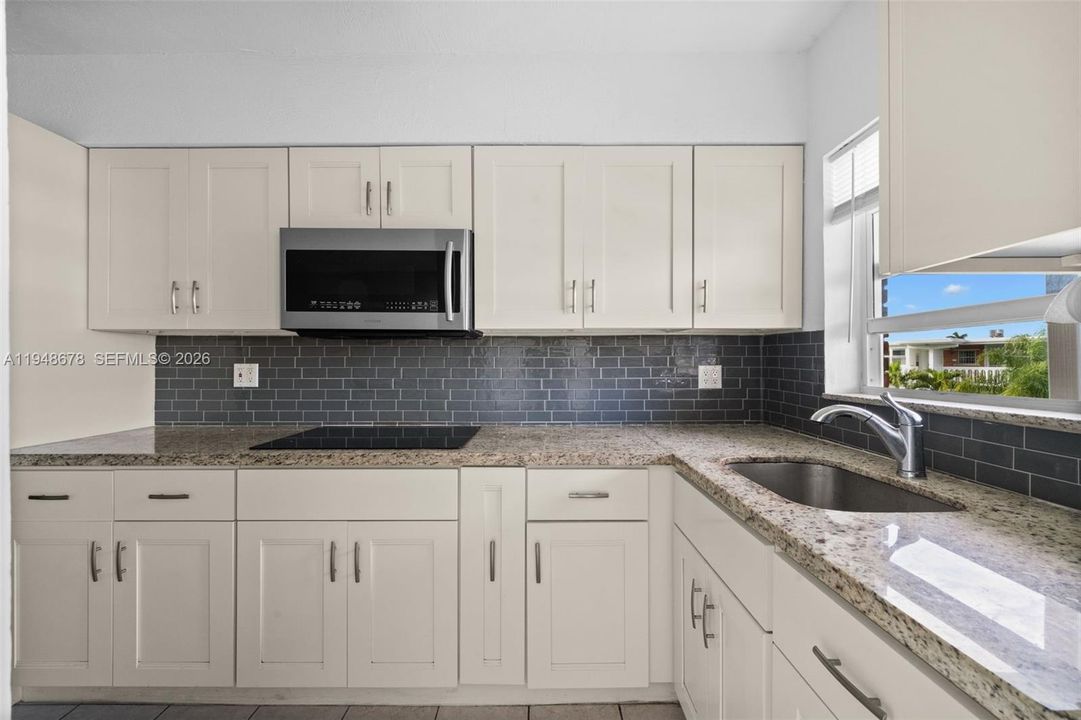 En Venta: $149,900 (1 camas, 1 baños, 650 Pies cuadrados)