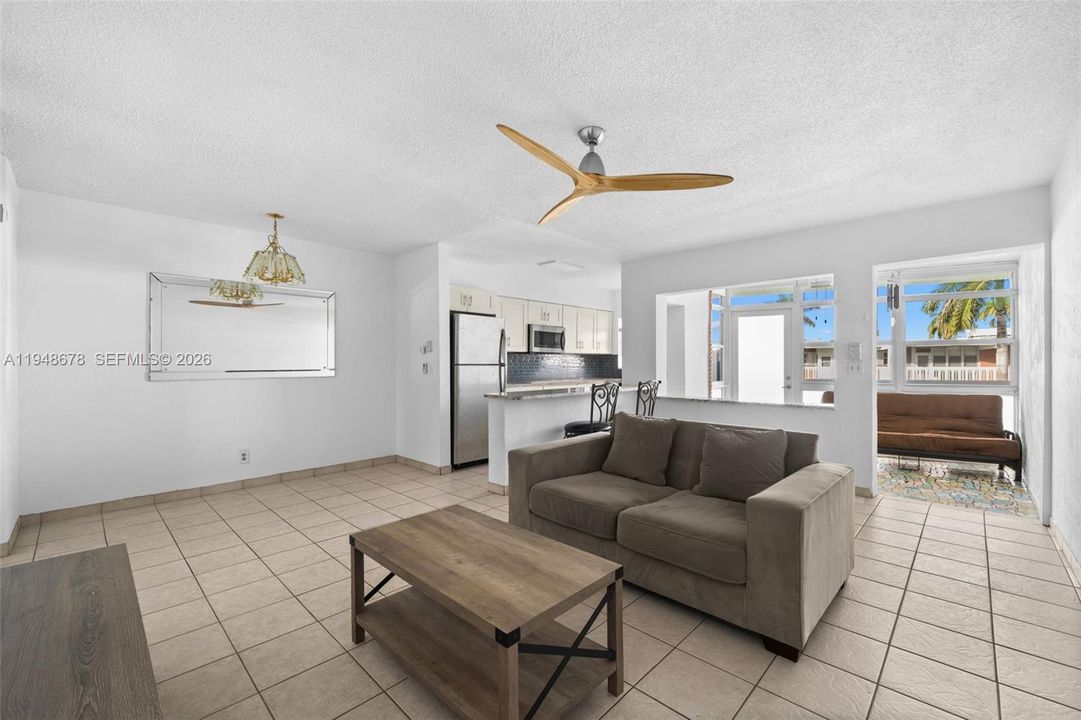 En Venta: $149,900 (1 camas, 1 baños, 650 Pies cuadrados)
