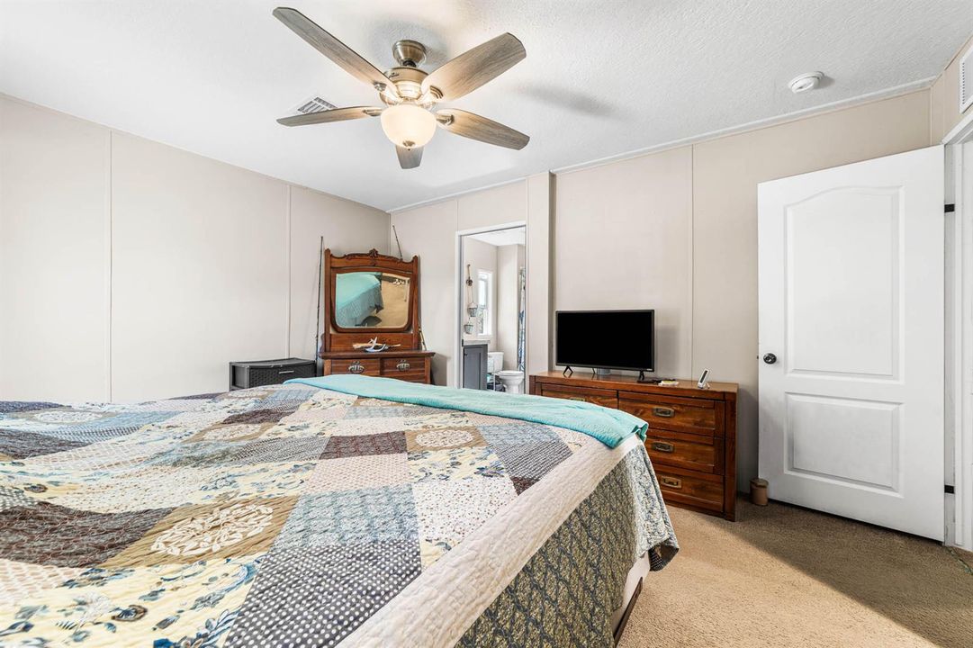 COLLIER Property_47