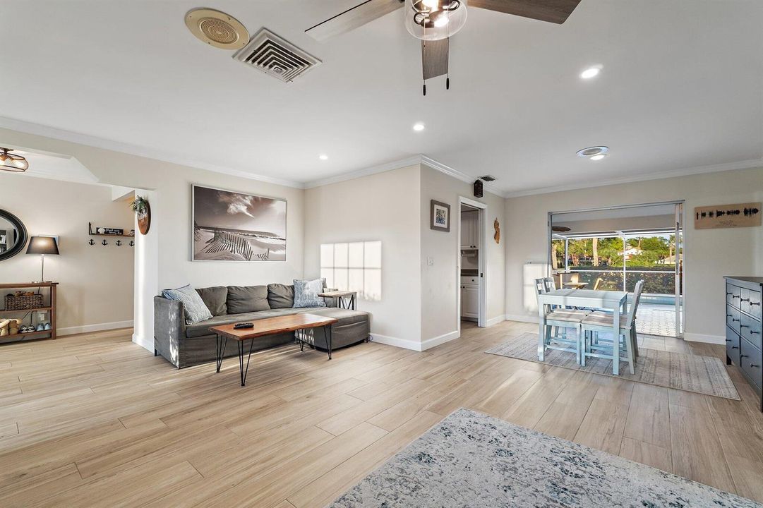 061-3881SEFairwayW-Stuart-SMALL