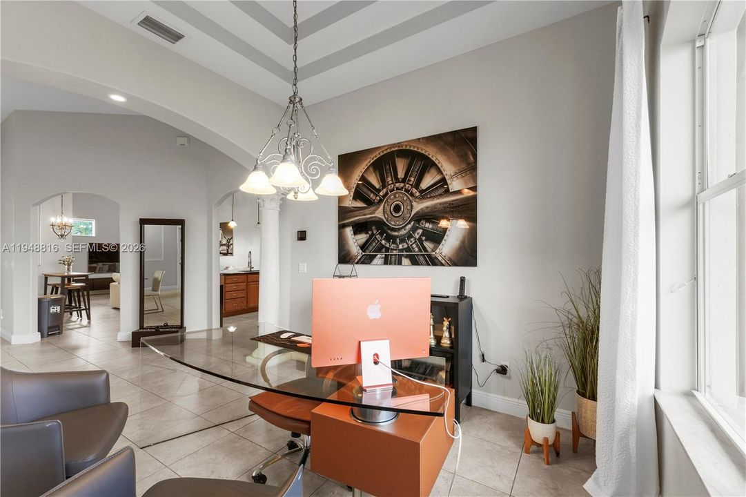 En Venta: $480,000 (3 camas, 2 baños, 2367 Pies cuadrados)
