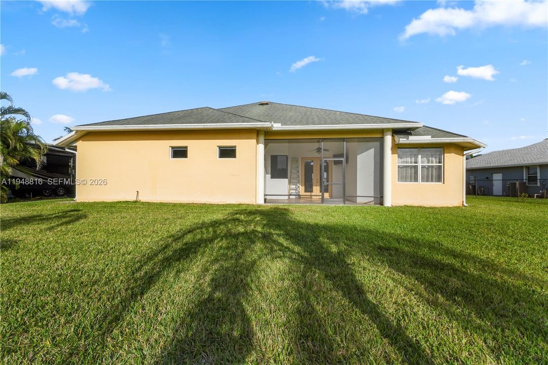 En Venta: $480,000 (3 camas, 2 baños, 2367 Pies cuadrados)