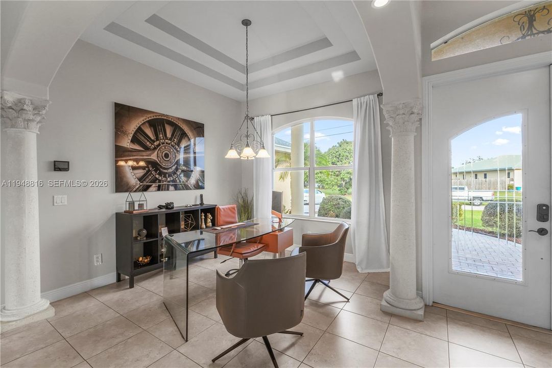 En Venta: $480,000 (3 camas, 2 baños, 2367 Pies cuadrados)