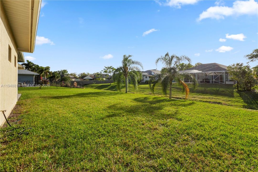 En Venta: $480,000 (3 camas, 2 baños, 2367 Pies cuadrados)