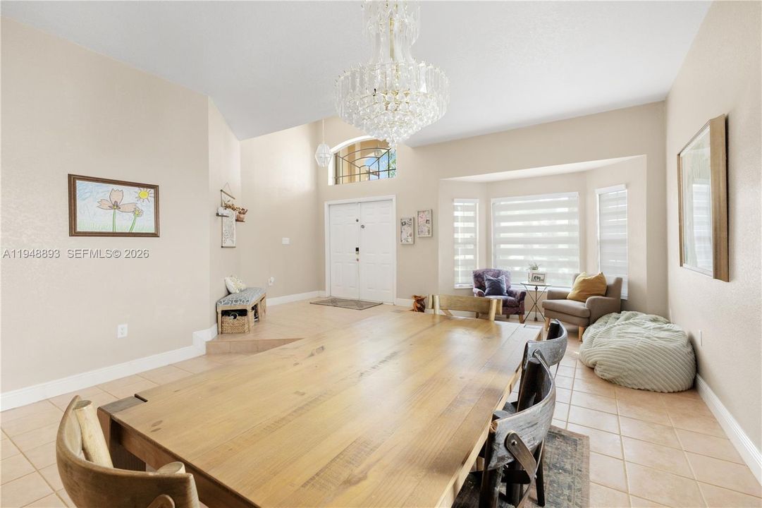 Recently Rented: $4,500 (4 beds, 2 baths, 2080 Square Feet)