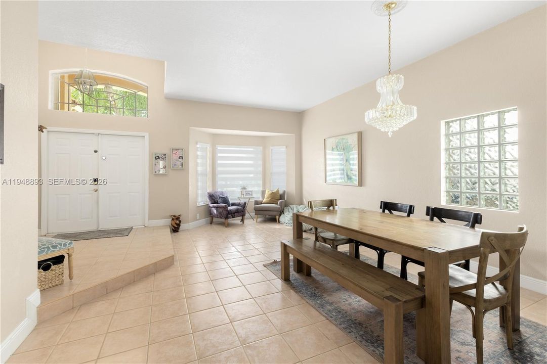Recently Rented: $4,500 (4 beds, 2 baths, 2080 Square Feet)