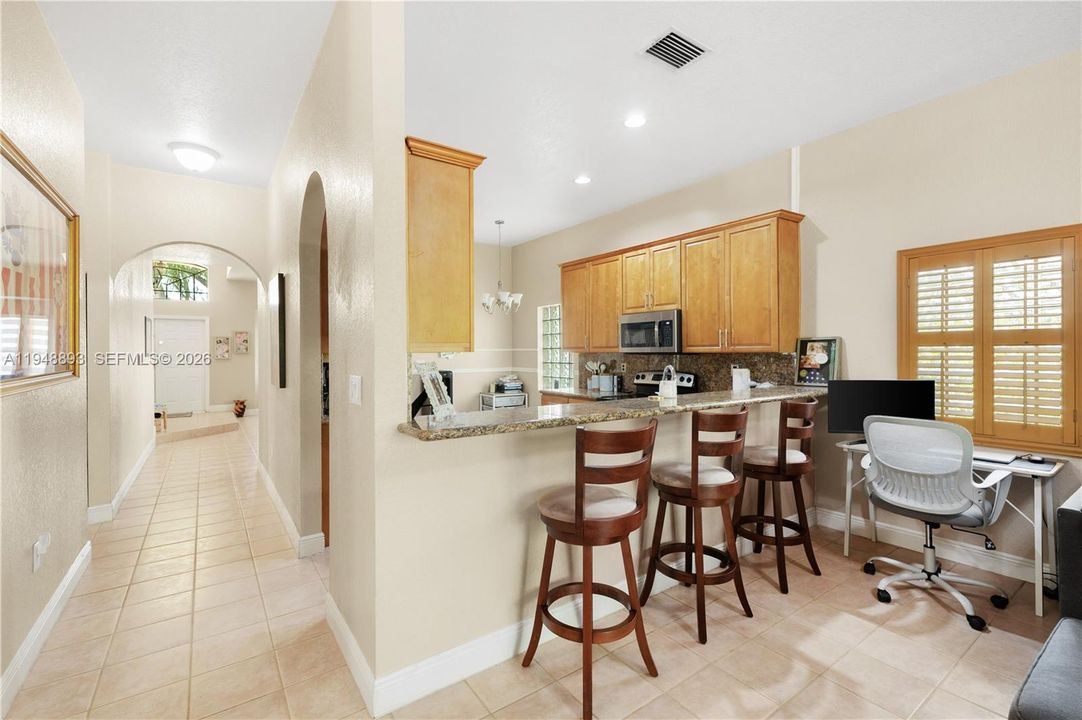 Recently Rented: $4,500 (4 beds, 2 baths, 2080 Square Feet)