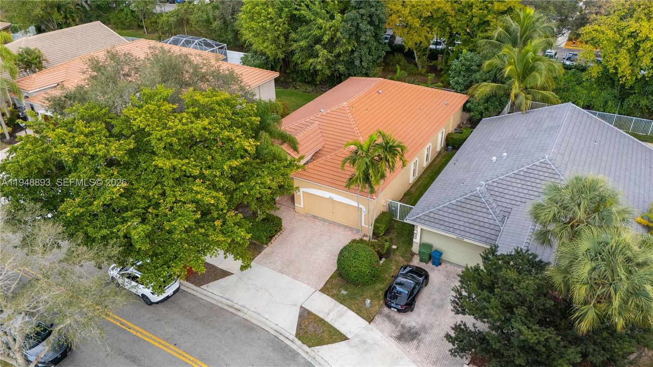 Recently Rented: $4,500 (4 beds, 2 baths, 2080 Square Feet)
