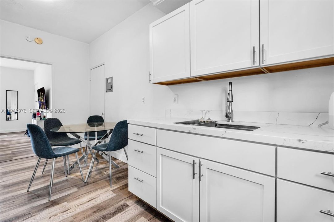 En Venta: $195,000 (0 camas, 1 baños, 420 Pies cuadrados)