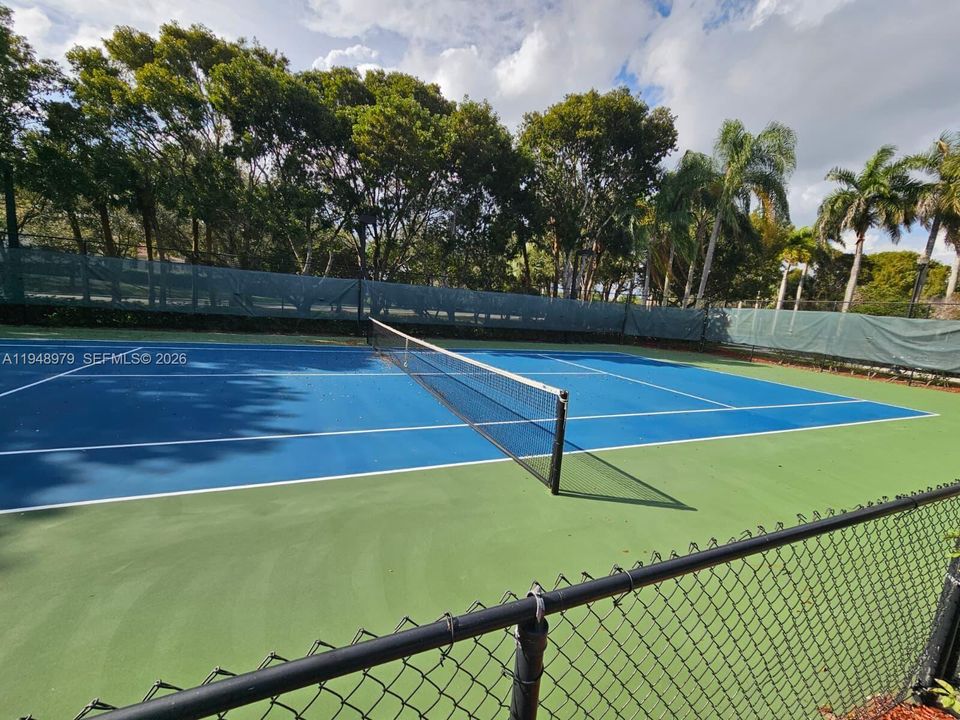 En Venta: $1,795,000 (1.66 acres)