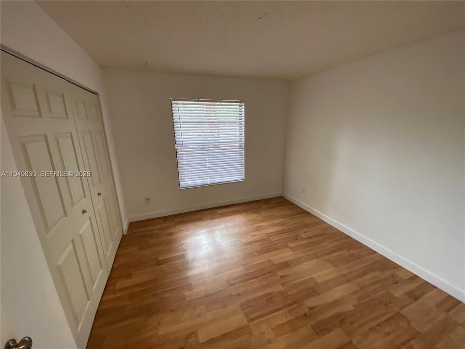 En Venta: $159,900 (2 camas, 2 baños, 1000 Pies cuadrados)