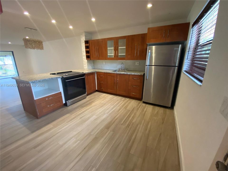 En Venta: $159,900 (2 camas, 2 baños, 1000 Pies cuadrados)