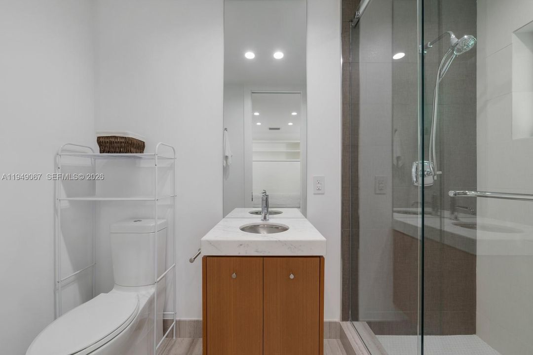 For Sale: $8,995,000 (4 beds, 4 baths, 3589 Square Feet)