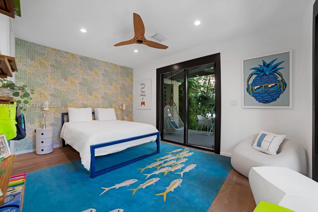 For Sale: $8,995,000 (4 beds, 4 baths, 3589 Square Feet)