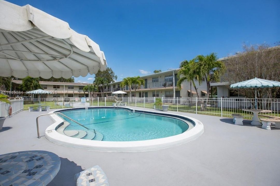 Well Maintained Pool to Enjoy the South Florida Weather!