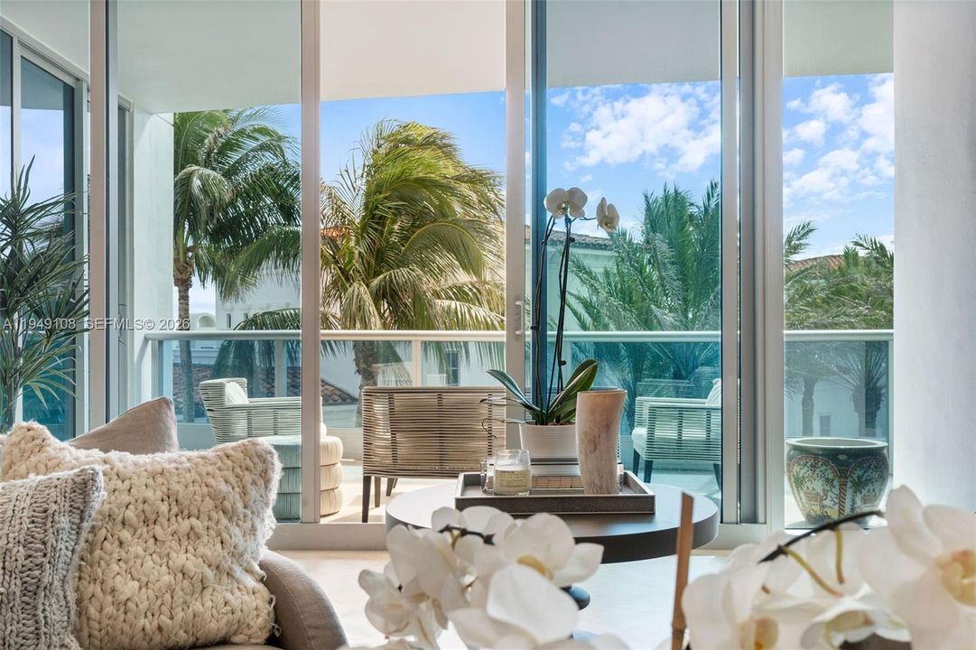 For Sale: $4,500,000 (5 beds, 5 baths, 4135 Square Feet)